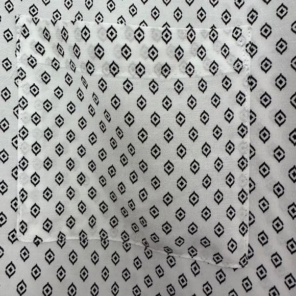 Zara Diamond Pattern  Button-Up Blouse - Picture 4 of 9